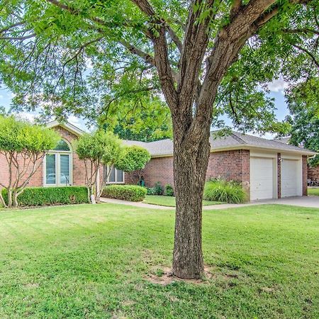 Lubbock Home With Deck And Yard - 8 Miles To Ttu! 외부 사진