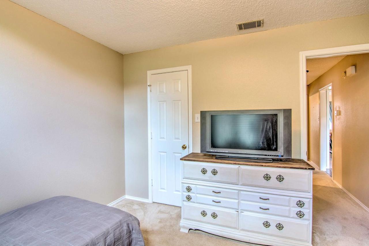 Lubbock Home With Deck And Yard - 8 Miles To Ttu! 외부 사진